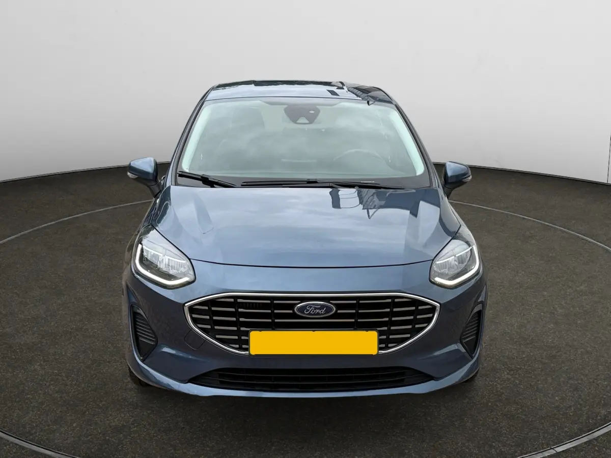 1.0 EcoBoost 124pk Hybrid Titanium- Carplay, Android Auto, Lane Assist, Trafic Sign, Xenon Led, Park Assist,