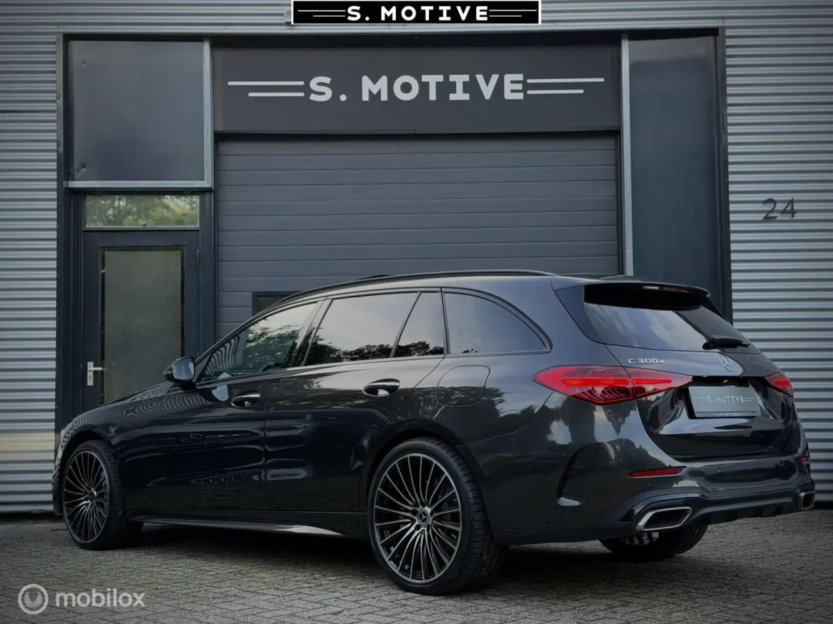 300 e AMG Pano Burmester 3D, Memory, 20inch, BTW Auto