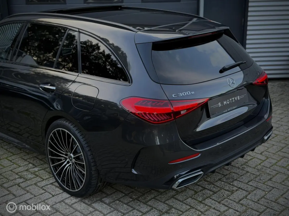 300 e AMG Pano Burmester 3D, Memory, 20inch, BTW Auto