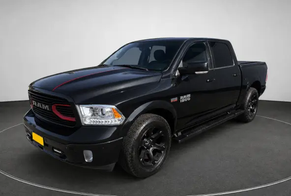 5.7i V8 Hemi 4x4 Crew Cab- LPG Onderbouw, Schuifdak, Stuur/Stoelverwarming, Stoelventilatie, Striping