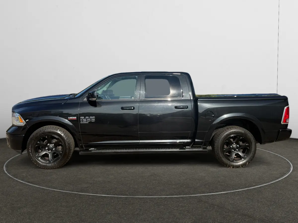 5.7i V8 Hemi 4x4 Crew Cab- LPG Onderbouw, Schuifdak, Stuur/Stoelverwarming, Stoelventilatie, Striping