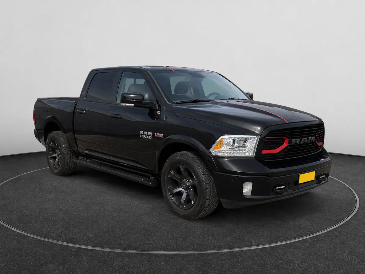 5.7i V8 Hemi 4x4 Crew Cab- LPG Onderbouw, Schuifdak, Stuur/Stoelverwarming, Stoelventilatie, Striping