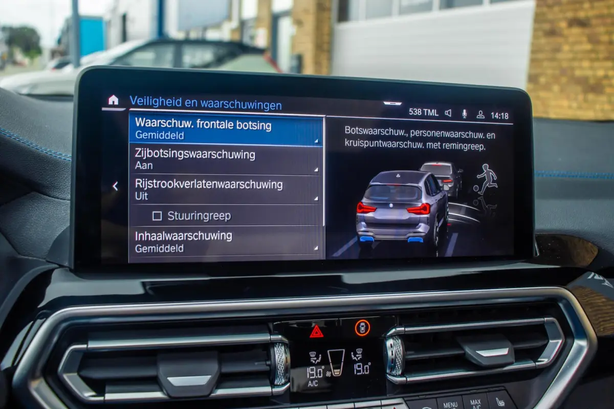 M-Sport Impressive 80 kWh, BTW, VOL!, SOH 94%, Pano