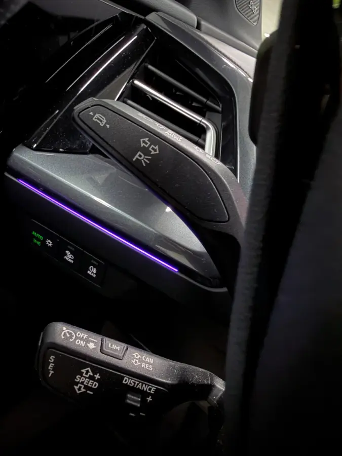 40 S EDITION 3X S-LINE RS-STOELEN PANO/NAVI/LEDER/CAM/DAB/CARPLAY/ADAPT-CRUISE///