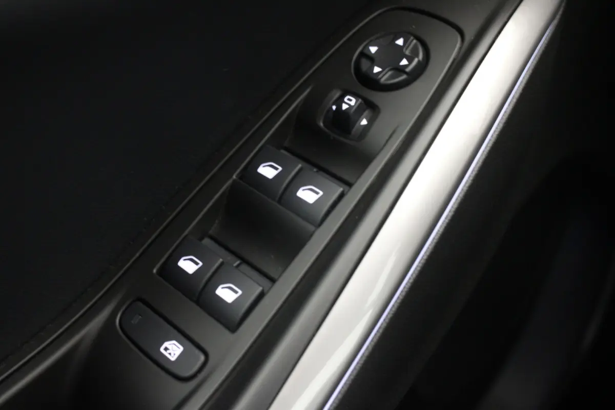 1.6 Turbo Plug-In Hybrid Ultimate