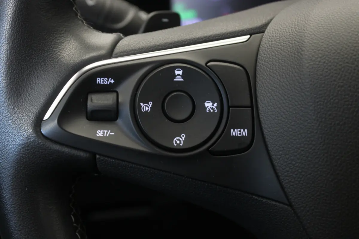 1.6 Turbo Plug-In Hybrid Ultimate