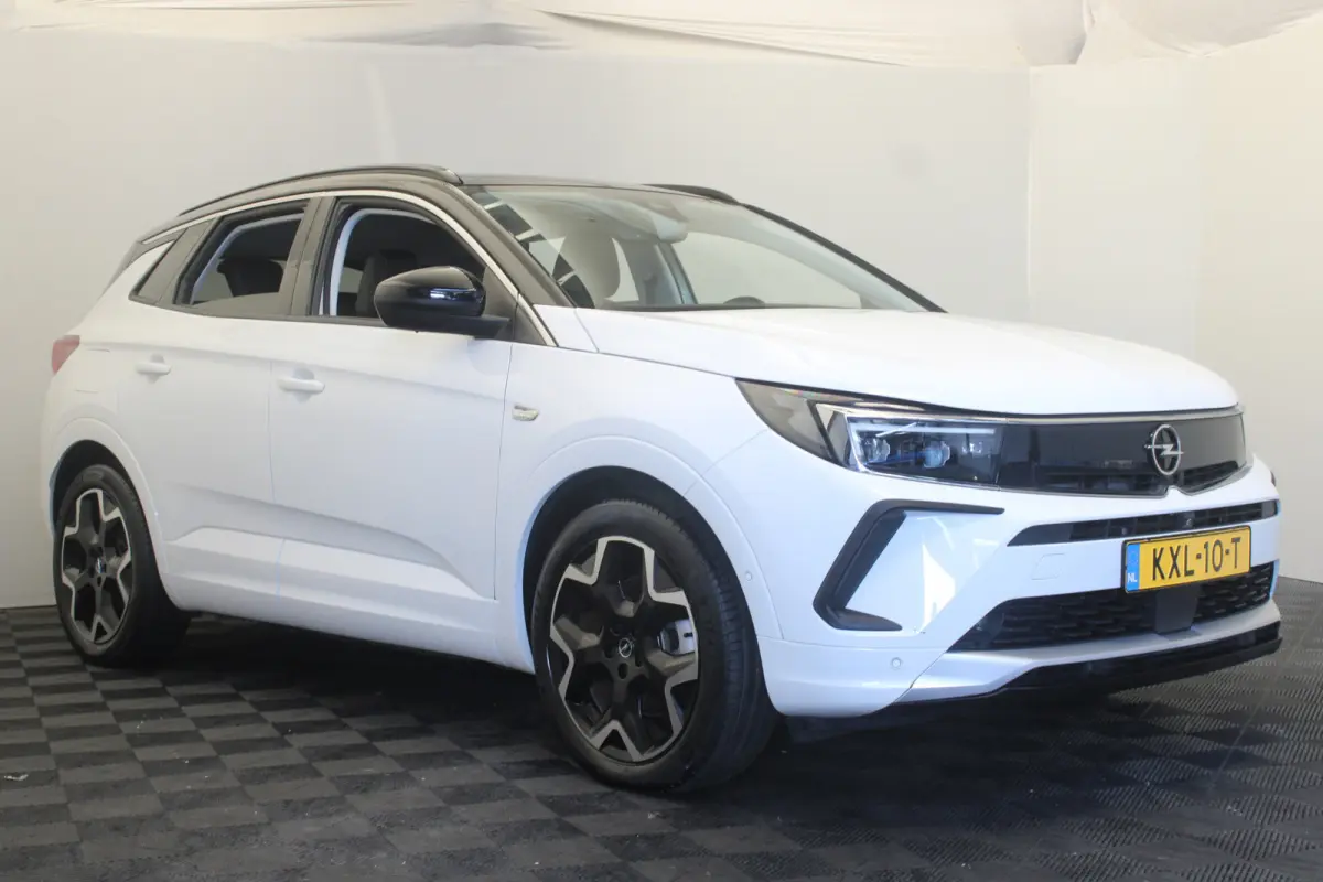 1.6 Turbo Plug-In Hybrid Ultimate