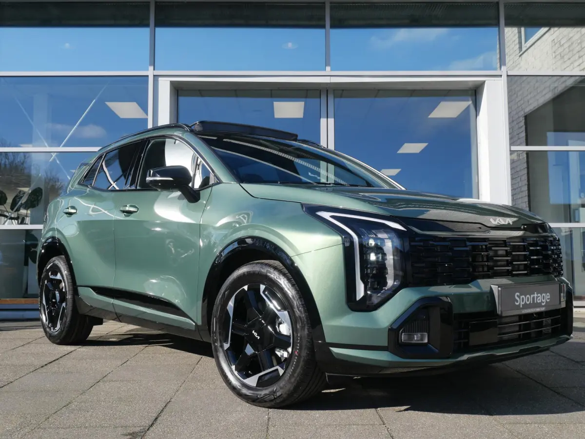 1.6 T-GDi Hybrid GT-Line Op Voorraad | Schuifkanteldak | Stoel en stuurverwarming | PDC |