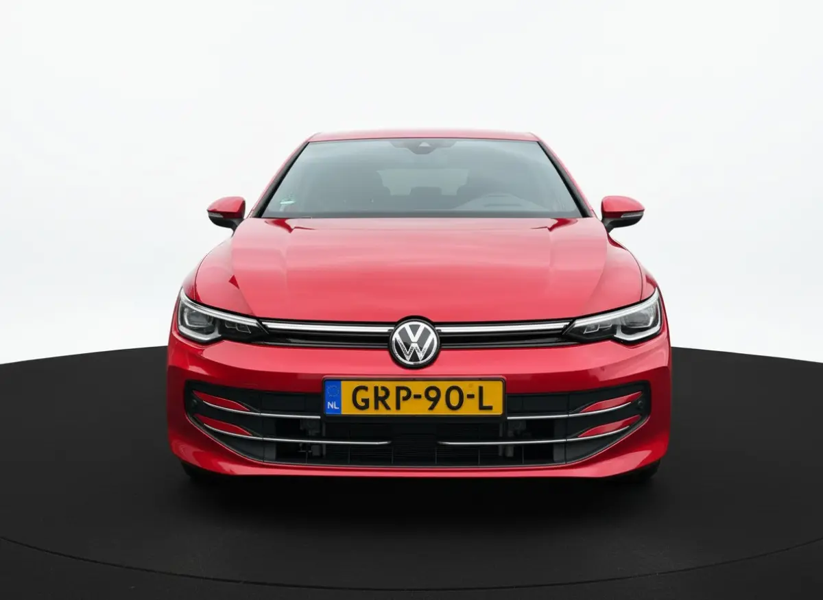 1.5 eHybrid 204PK PHEV 50 JAREN EDITIE CAMERA/ALCANTARA/TREKHAAK/HEAD-UP