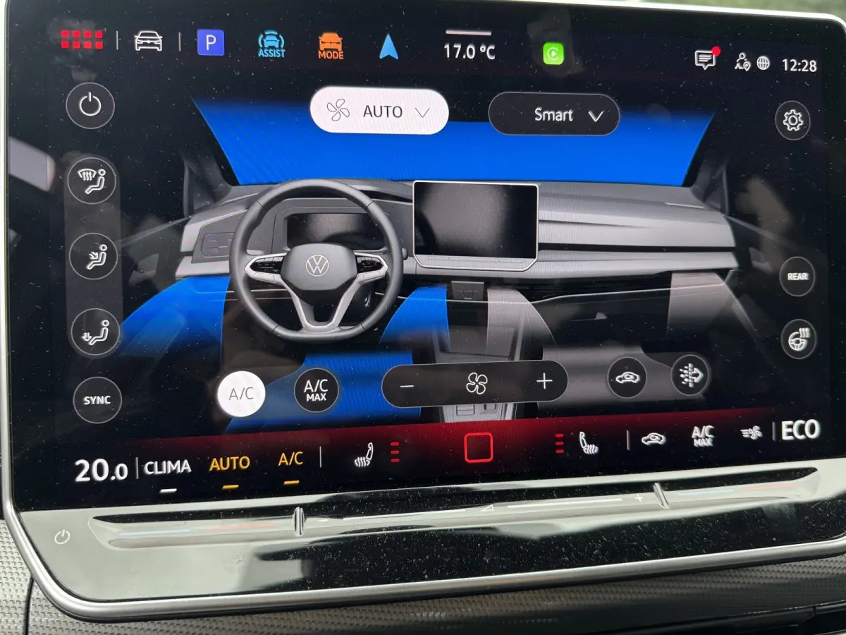 1.5 eHybrid 204PK PHEV 50 JAREN EDITIE CAMERA/ALCANTARA/TREKHAAK/HEAD-UP