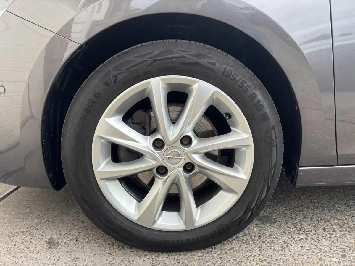 1.2 GS Line/TRWKH/CARPLAY/STOELV/DODEH/PARKS/APK