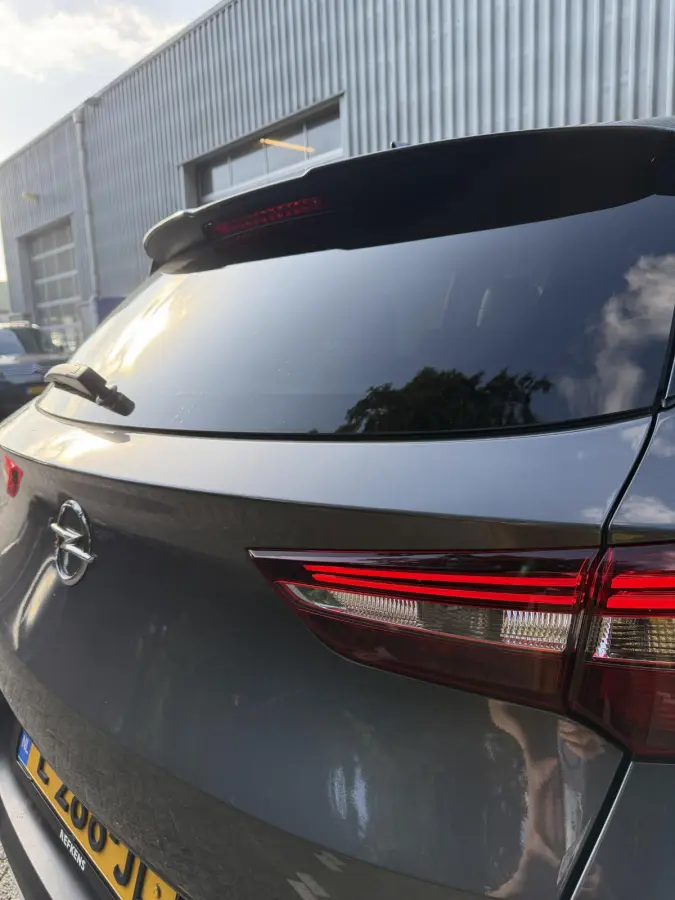1.6 Turbo Hybrid Business Elegance | Navigatie | Accutest 90% | AGR stoelen |