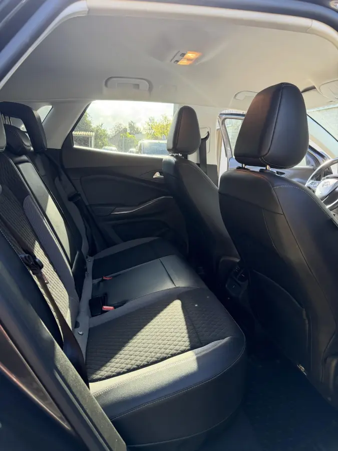1.6 Turbo Hybrid Business Elegance | Navigatie | Accutest 90% | AGR stoelen |