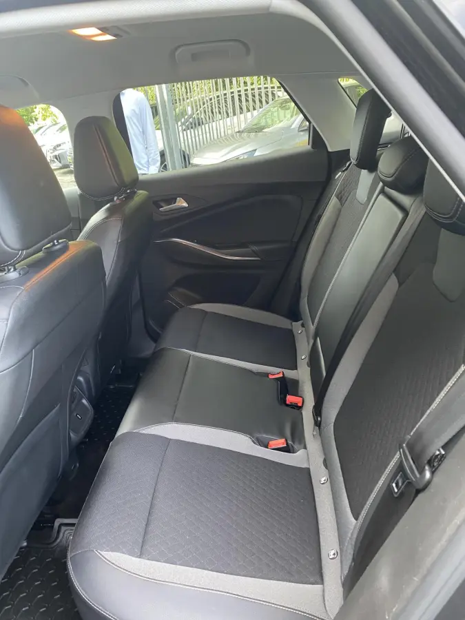 1.6 Turbo Hybrid Business Elegance | Navigatie | Accutest 90% | AGR stoelen |