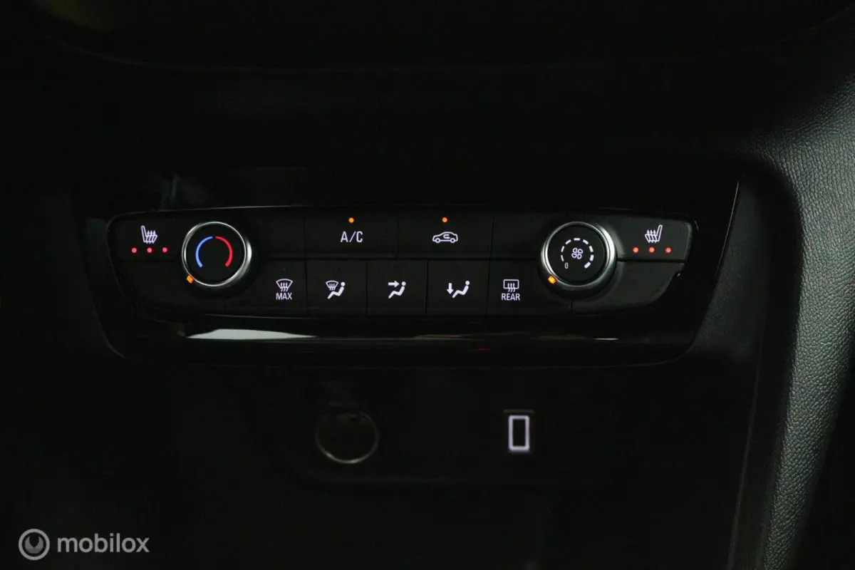 1.2 Turbo Hybrid GS | Camera | Apple CarPlay & Android Auto | DAB | Stoel-Stuurverw.