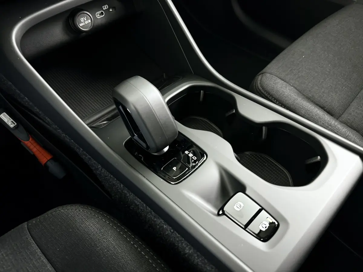 B3 Essential | Parkeercamera | Cruise control | Trekhaak