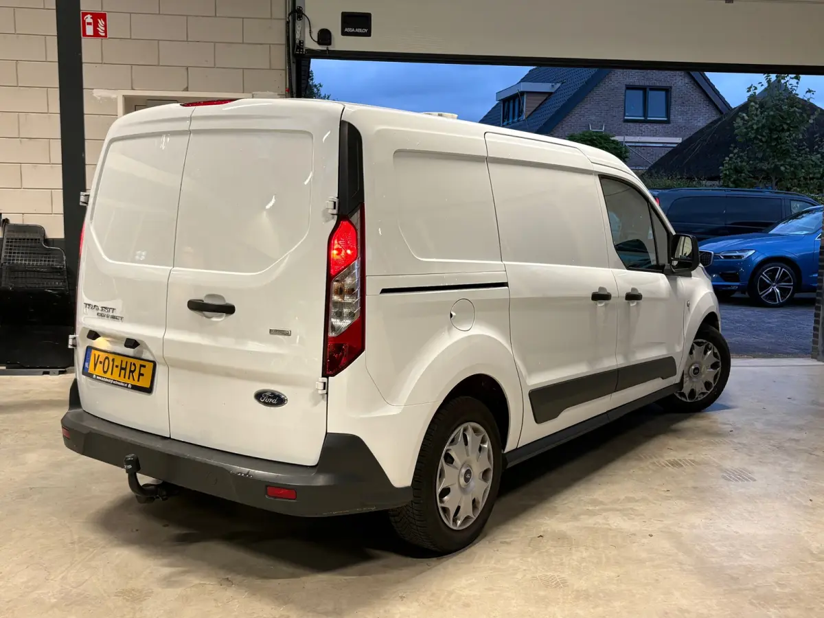 1.0 Ecoboost L2 Ambiente 3-zits,Airco,Marge