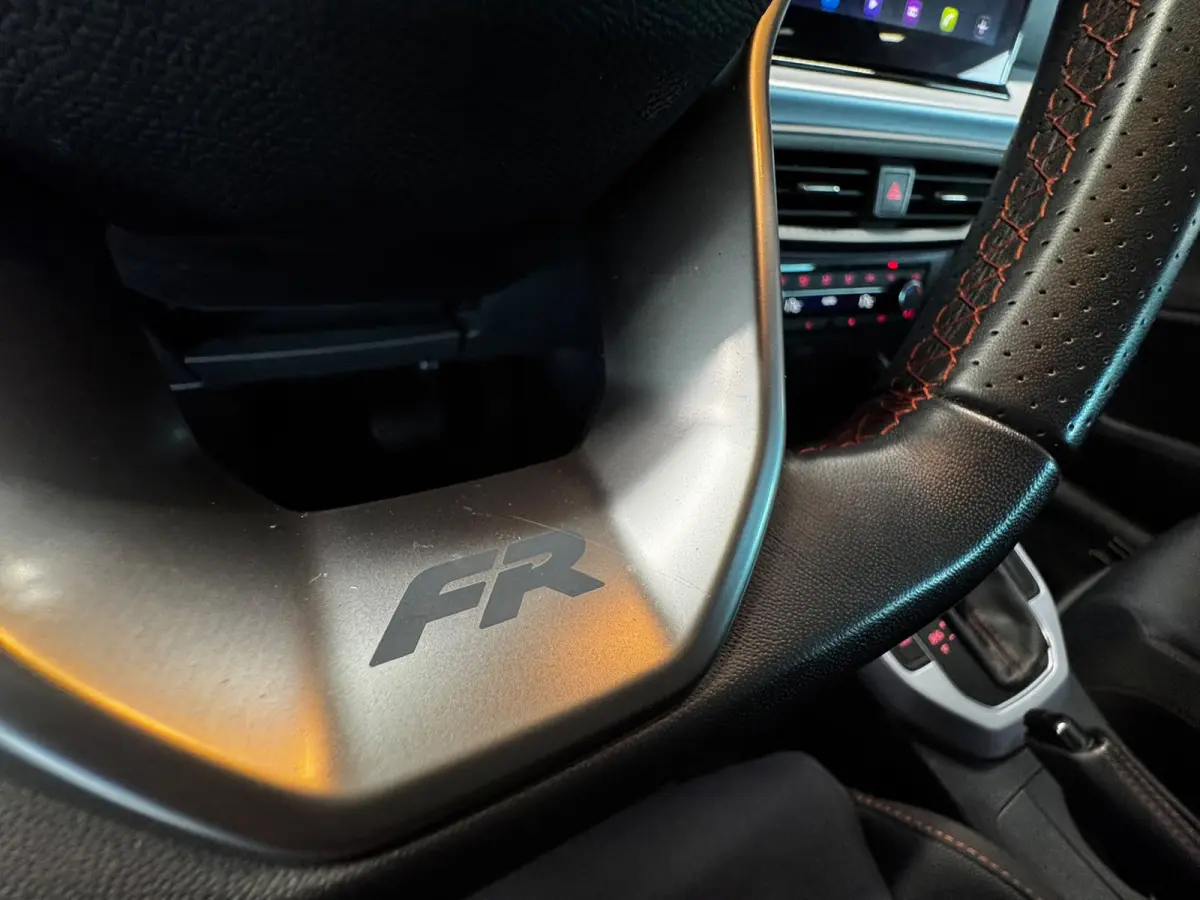 1.0 EcoTSI FR Anniversary*Camera*LED*18''*Keyless*Virtual Cockpit*