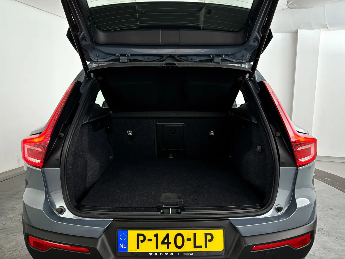 T2 Momentum Business | Parkeercamera | Cruise control