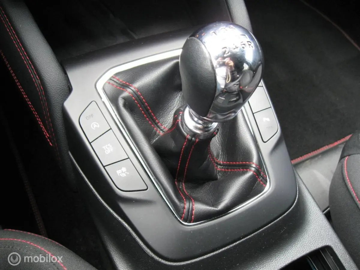 1.0 EcoBoost Hybrid ST Line X Business Full Options NL auto