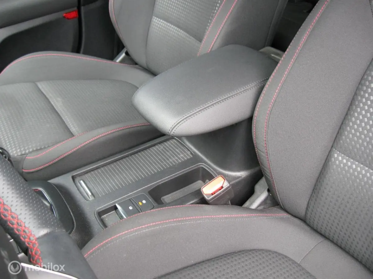 1.0 EcoBoost Hybrid ST Line X Business Full Options NL auto