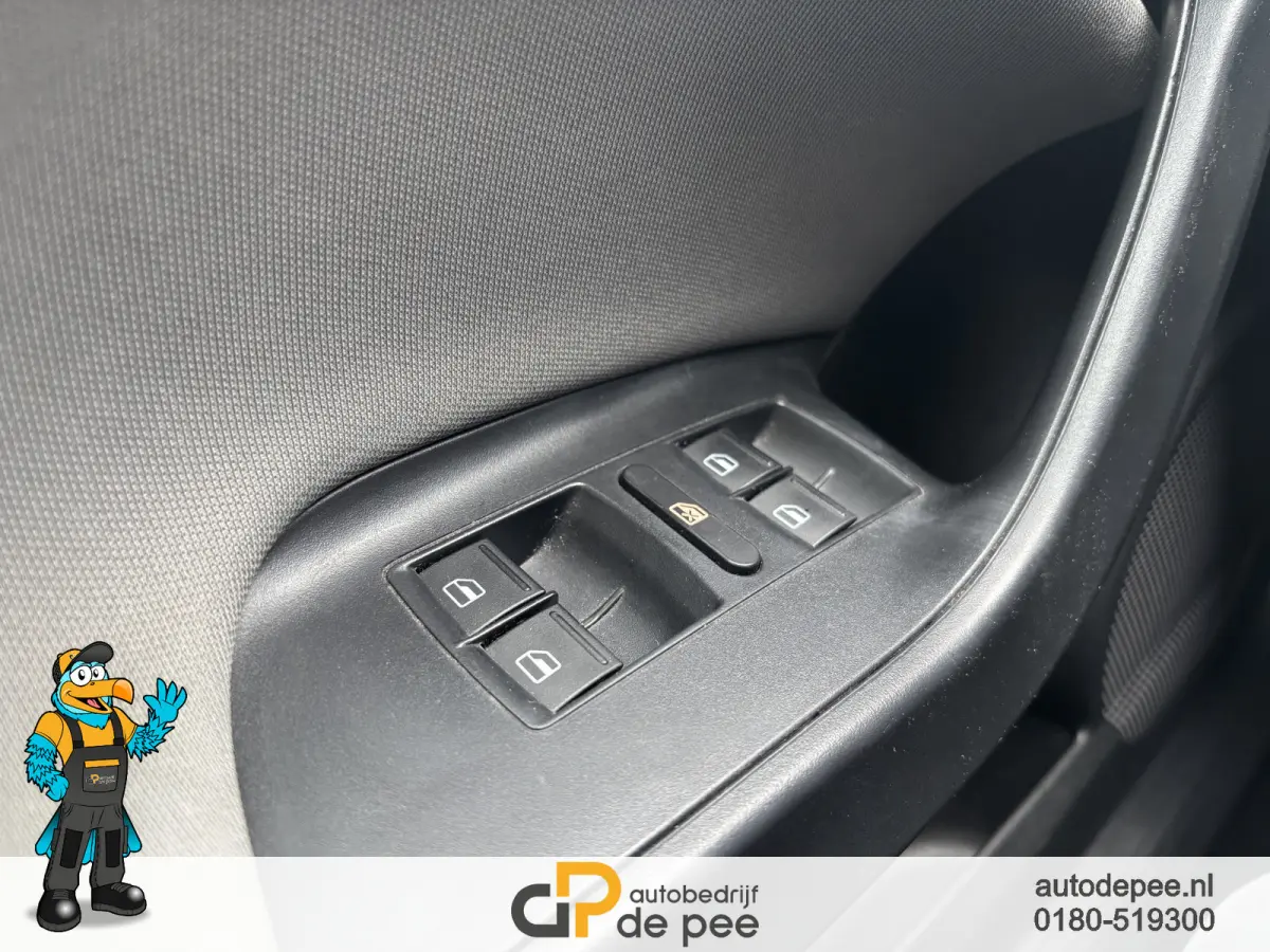 1.0 EcoTSI Style Connect GARANTIE/CARPLAY/SENS. V+A/CRUISE/CLIMA/STOELVERW./LICHTMETAAL rijklaarprijs!