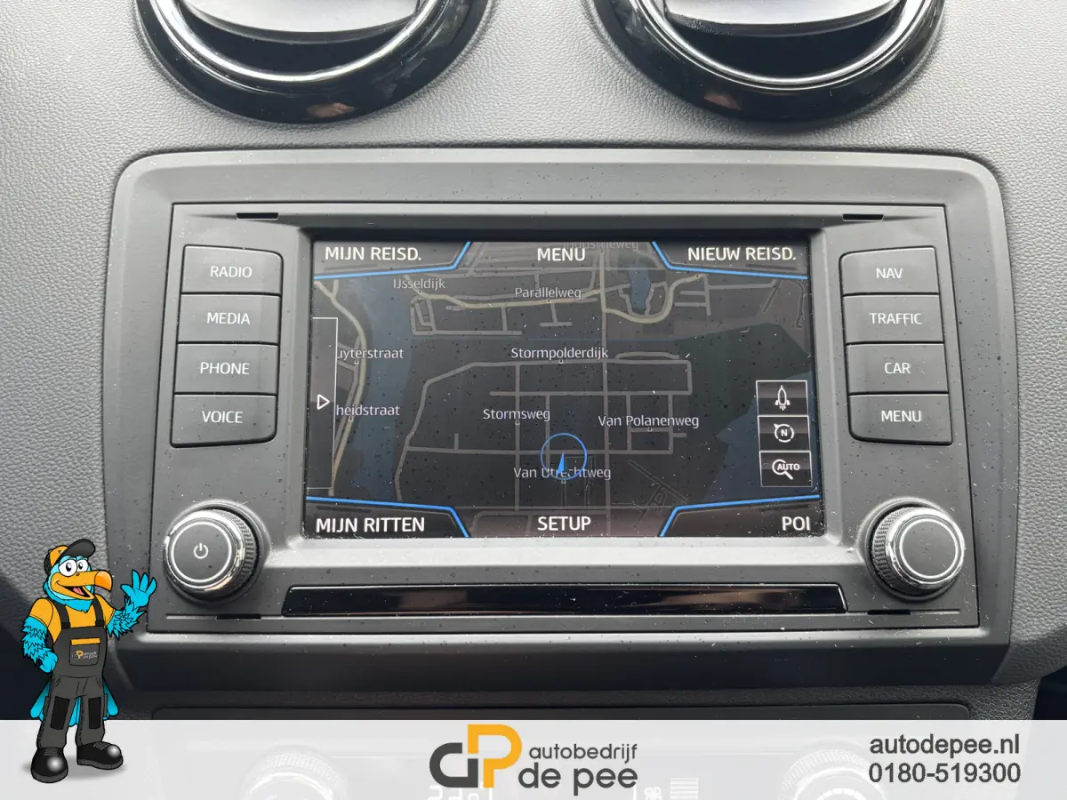 1.0 EcoTSI Style Connect GARANTIE/CARPLAY/SENS. V+A/CRUISE/CLIMA/STOELVERW./LICHTMETAAL rijklaarprijs!
