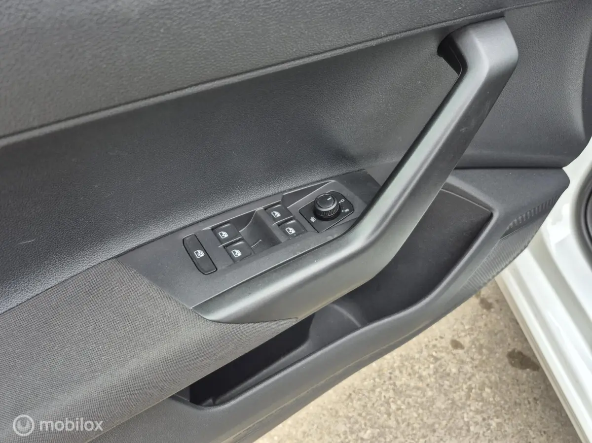 1.0 TSI Comfort Clima / Cruis / App Connect