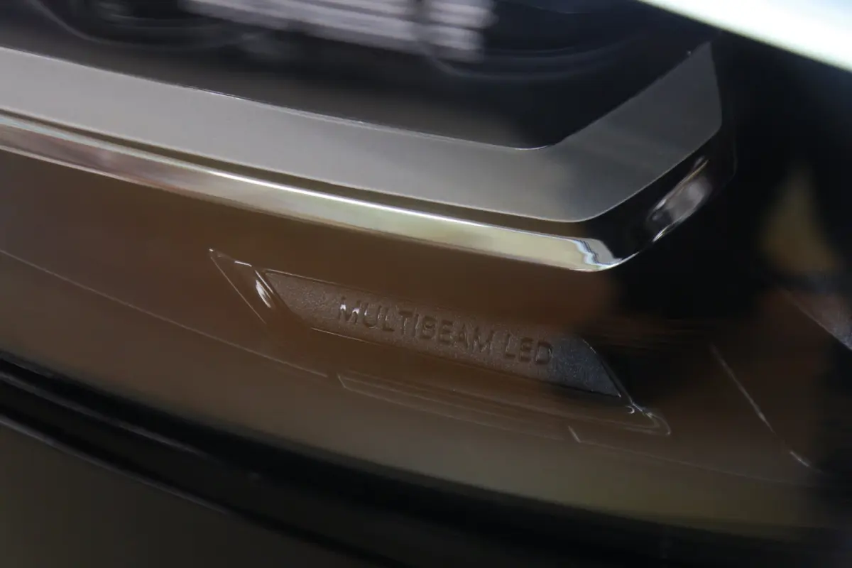 250 e Premium Plus AMG NIGHT PAKKET PANO/BLACKSTYLE/CARPLAY/CAM/BOMVOL