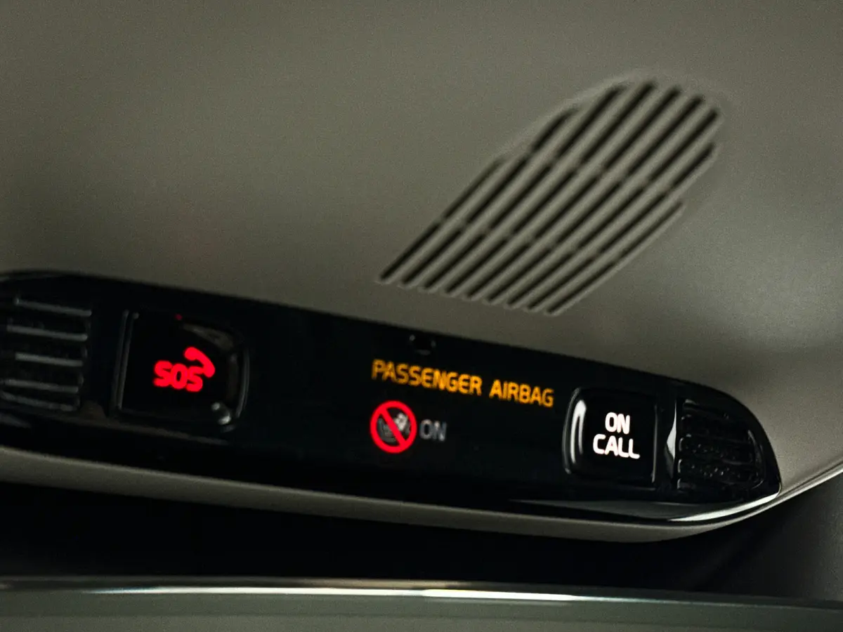 T2 Business Pro | Parkeercamera | Stoel- en Stuurverwarming | Cruise control | Navigatie
