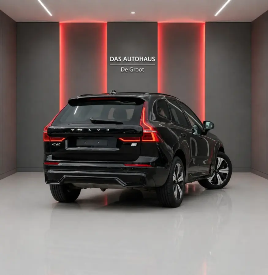 2.0 T6 Plug-in hybrid AWD Plus Dark | Pano | ACC | Leer