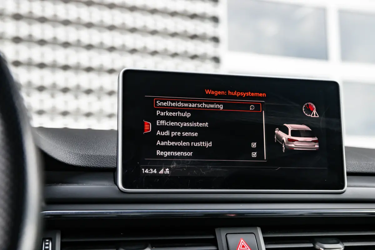 2.0 TFSI MHEV Sport S line black edition | Trekhaak | Sensoren voor + achter | | Alarm klasse 3 | Extra getint glas | LED achterlichten