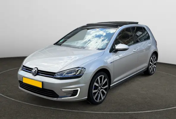 1.4 TSI 204pk GTE Aut- Panoramadak, Xenon Led, Dealer Onderhouden, Privacy Glass