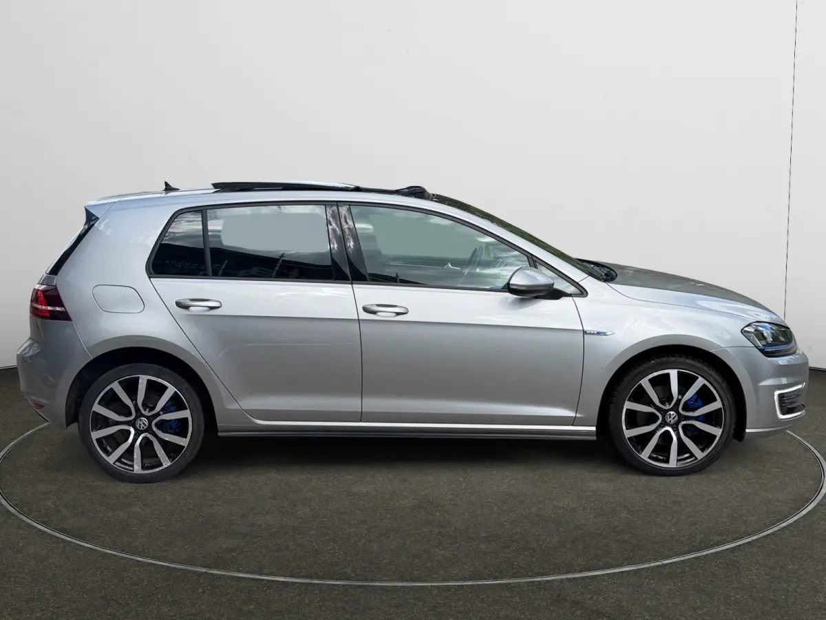 1.4 TSI 204pk GTE Aut- Panoramadak, Xenon Led, Dealer Onderhouden, Privacy Glass