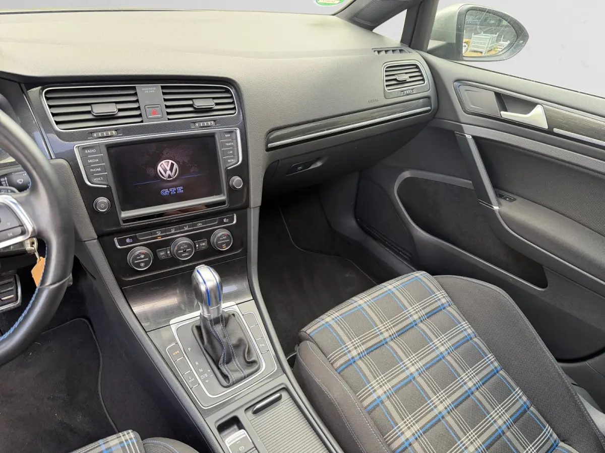 1.4 TSI 204pk GTE Aut- Panoramadak, Xenon Led, Dealer Onderhouden, Privacy Glass