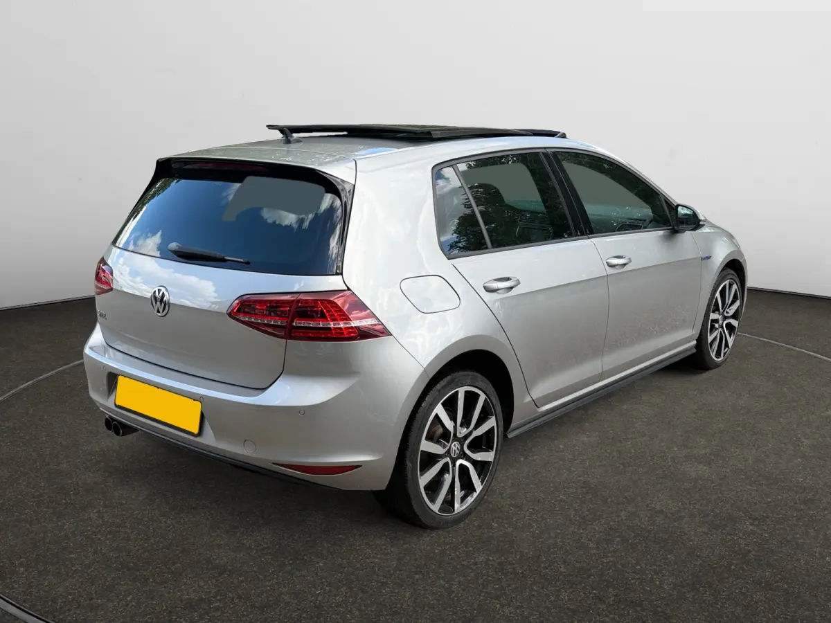 1.4 TSI 204pk GTE Aut- Panoramadak, Xenon Led, Dealer Onderhouden, Privacy Glass