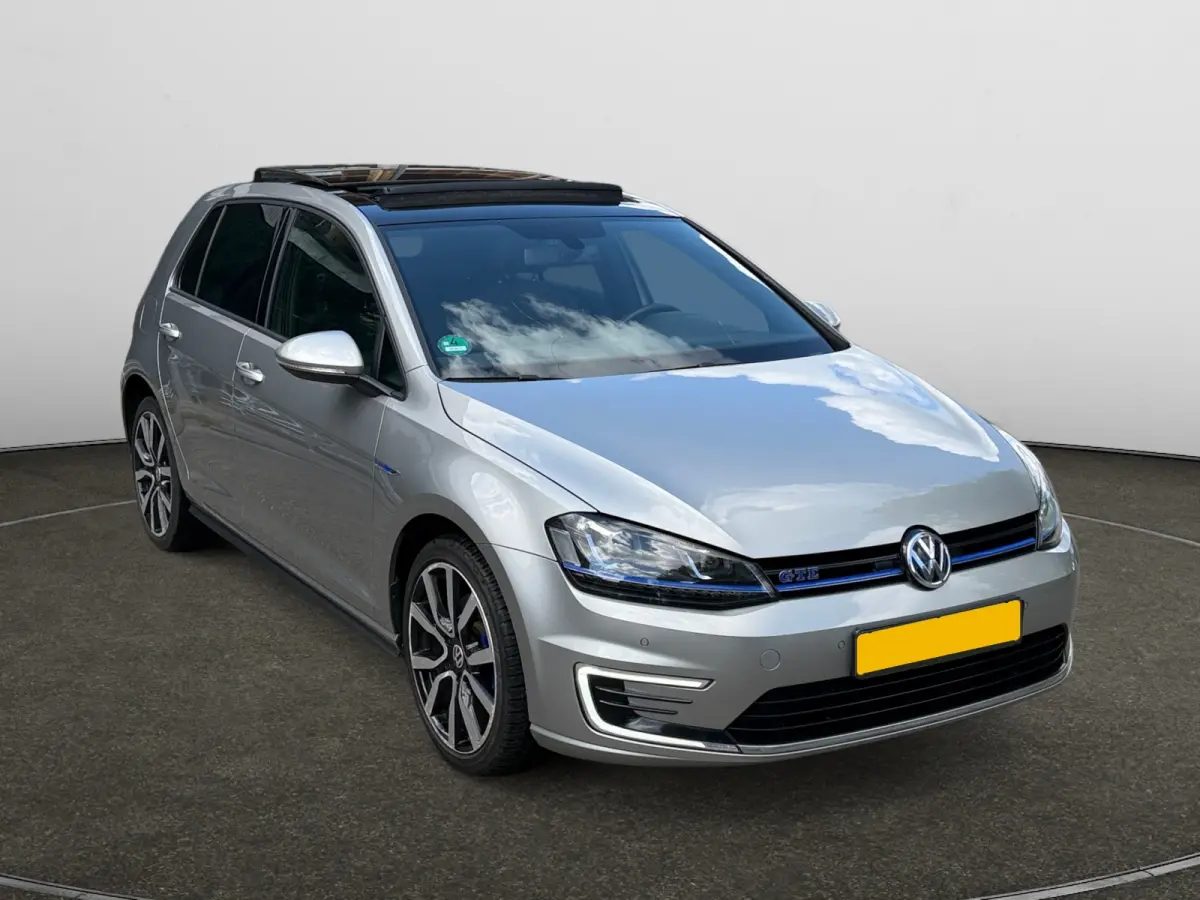 1.4 TSI 204pk GTE Aut- Panoramadak, Xenon Led, Dealer Onderhouden, Privacy Glass