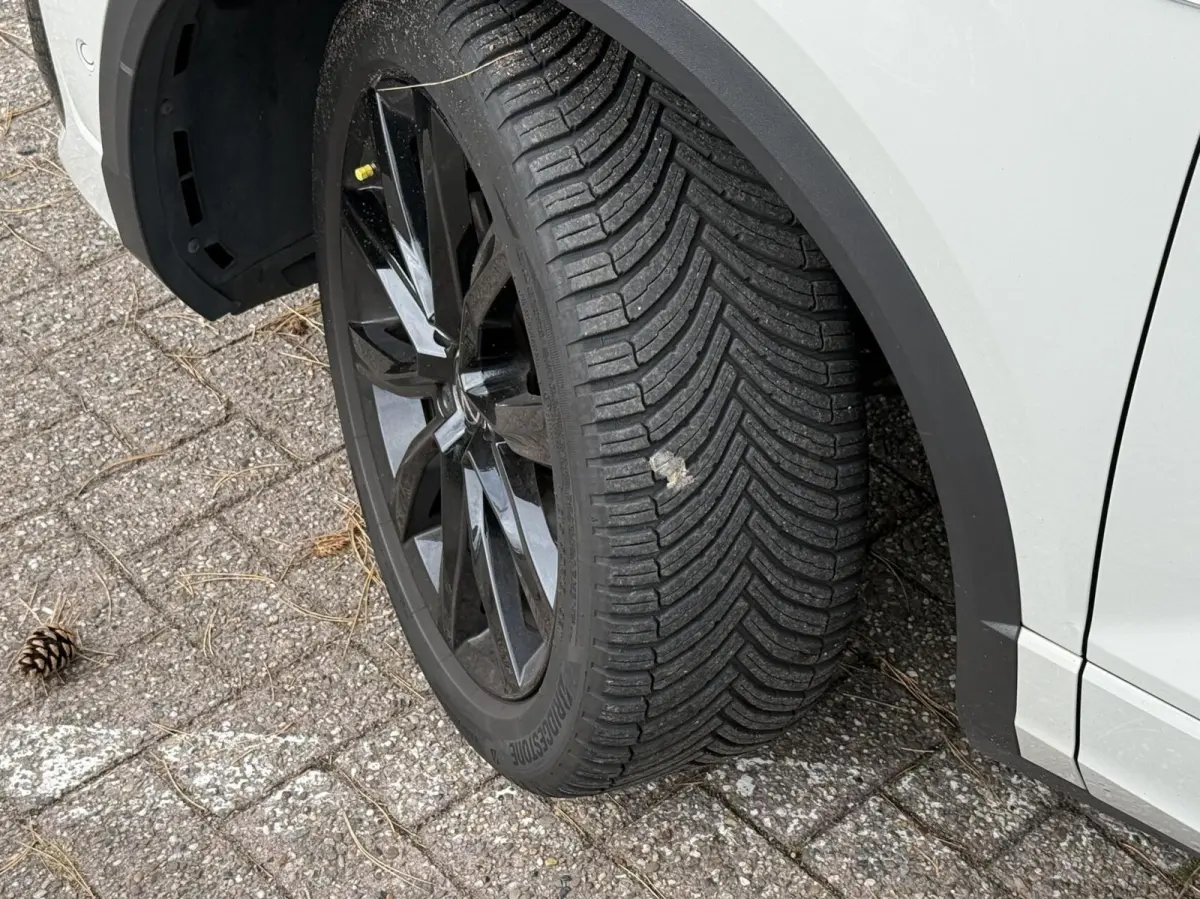 1.5 TSI R-Line panodak Beats audio