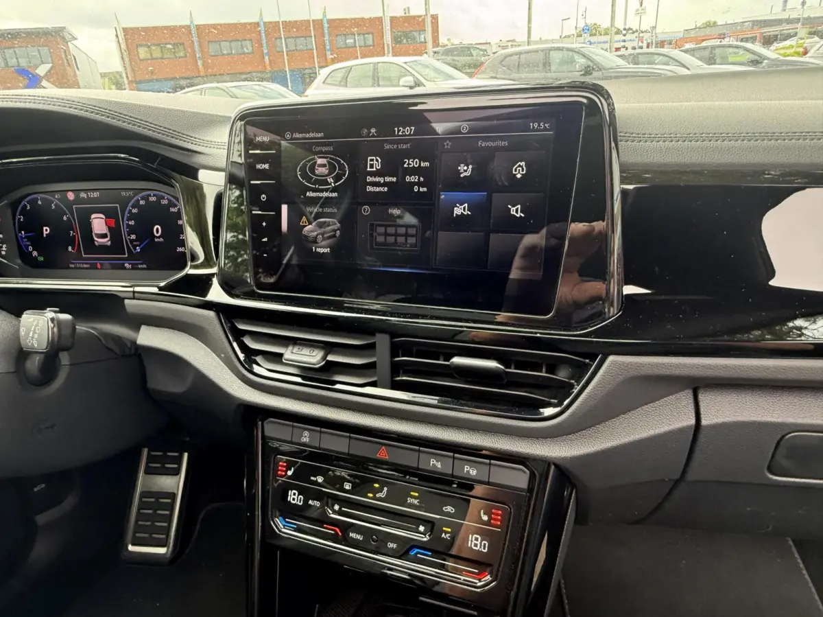 1.5 TSI R-Line panodak Beats audio