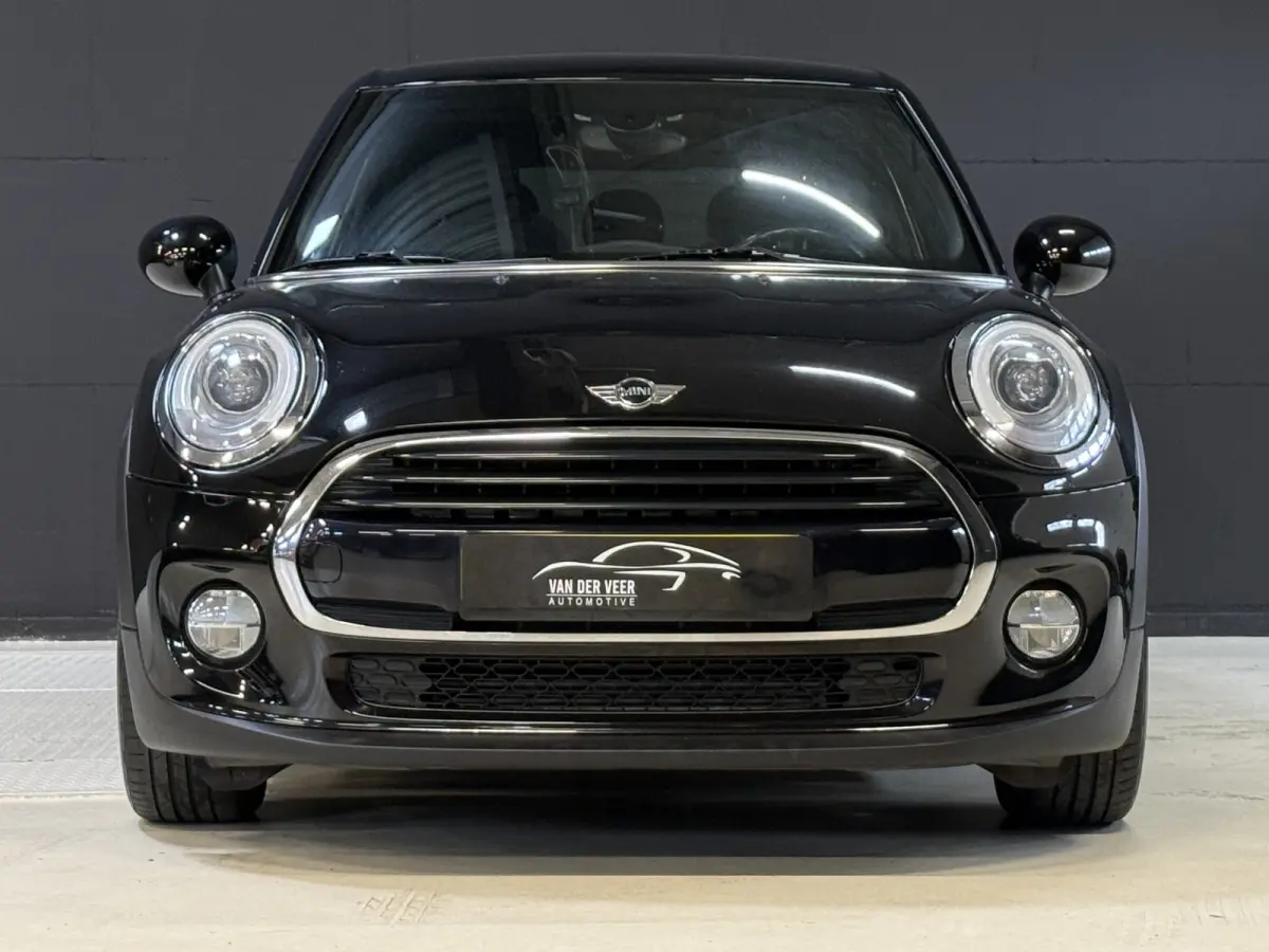 1.5 Cooper Chili Serious Business | Stoelverwarming | Sportstoelen | Clima | Cruise