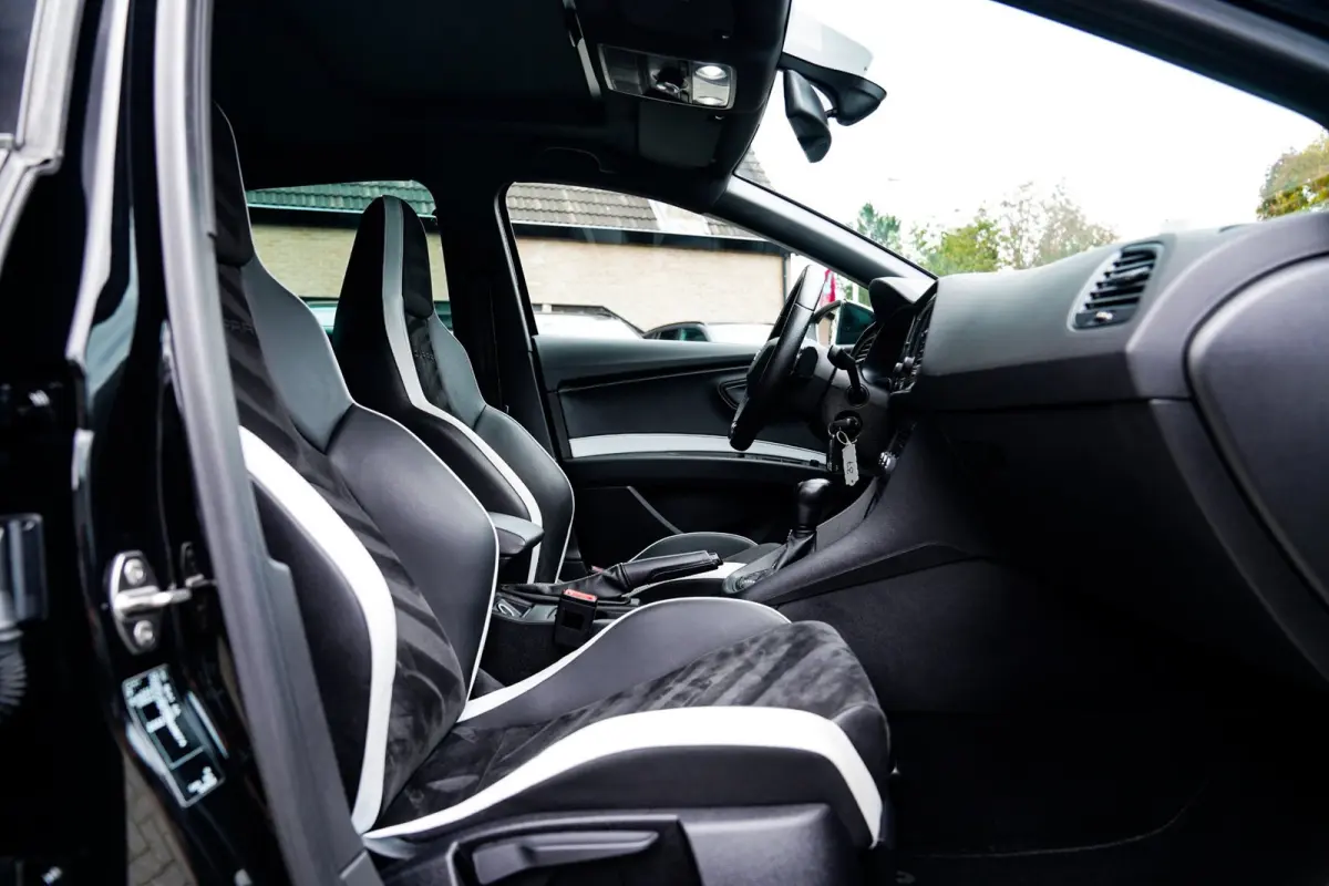 2.0 TSI Cupra 280 | Stoelverwarming | Panorama dak | Alcantara sportstoelen | Seat Sound | Bluetooth