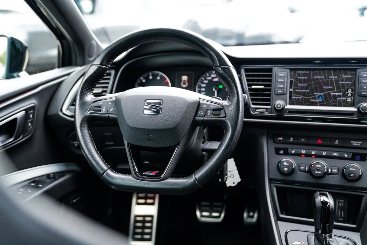 2.0 TSI Cupra 280 | Stoelverwarming | Panorama dak | Alcantara sportstoelen | Seat Sound | Bluetooth