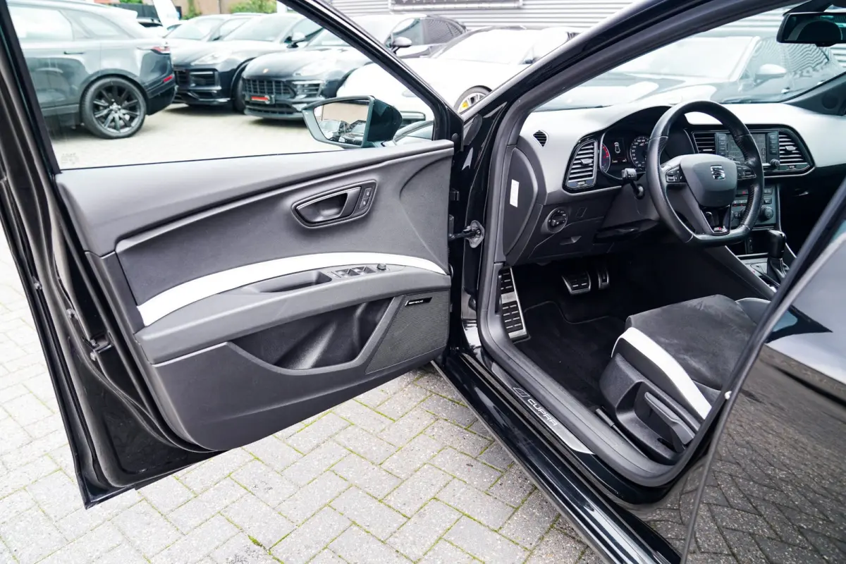 2.0 TSI Cupra 280 | Stoelverwarming | Panorama dak | Alcantara sportstoelen | Seat Sound | Bluetooth
