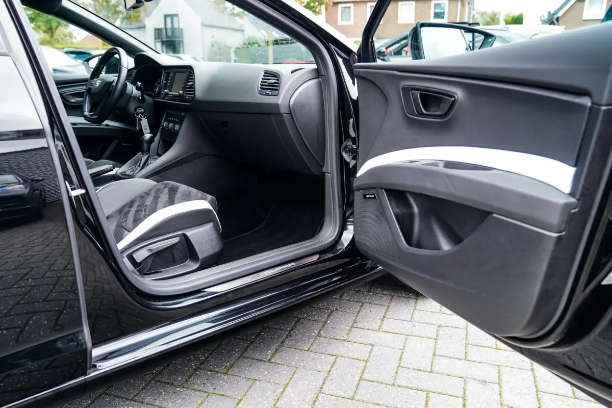 2.0 TSI Cupra 280 | Stoelverwarming | Panorama dak | Alcantara sportstoelen | Seat Sound | Bluetooth