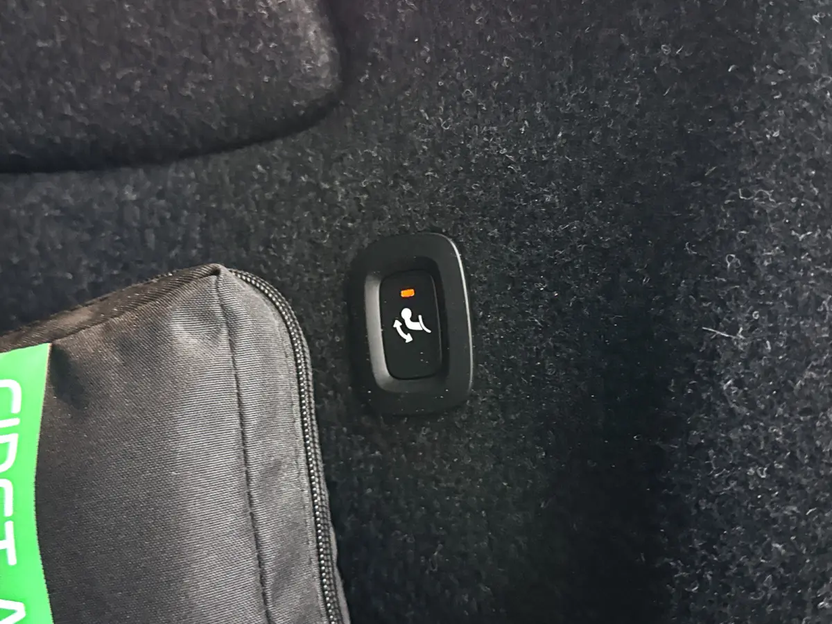 T4 Inscription Expression | SOH 89% | Parkeercamera | Cruise control | Navigatie | Trekhaak