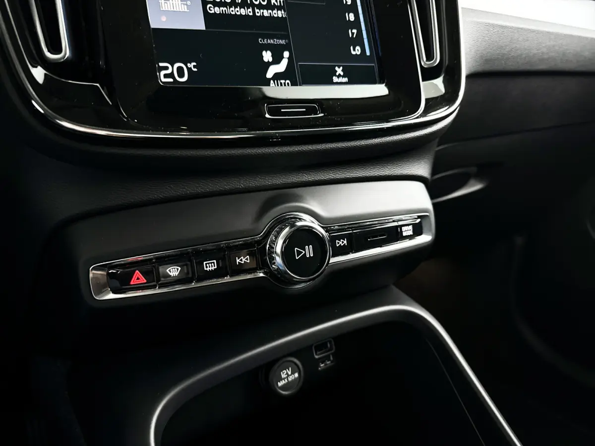 T4 Inscription Expression | SOH 89% | Parkeercamera | Cruise control | Navigatie | Trekhaak