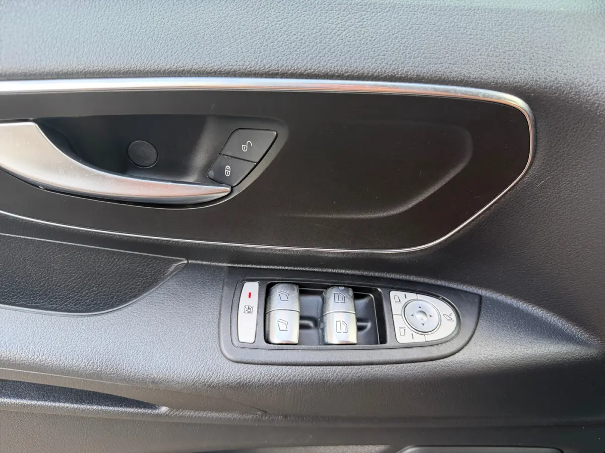114 CDI AMG Dubbel Cabine Aut- Standkachel, 2x Elek Schuifdeur, Led Matrix, Camera