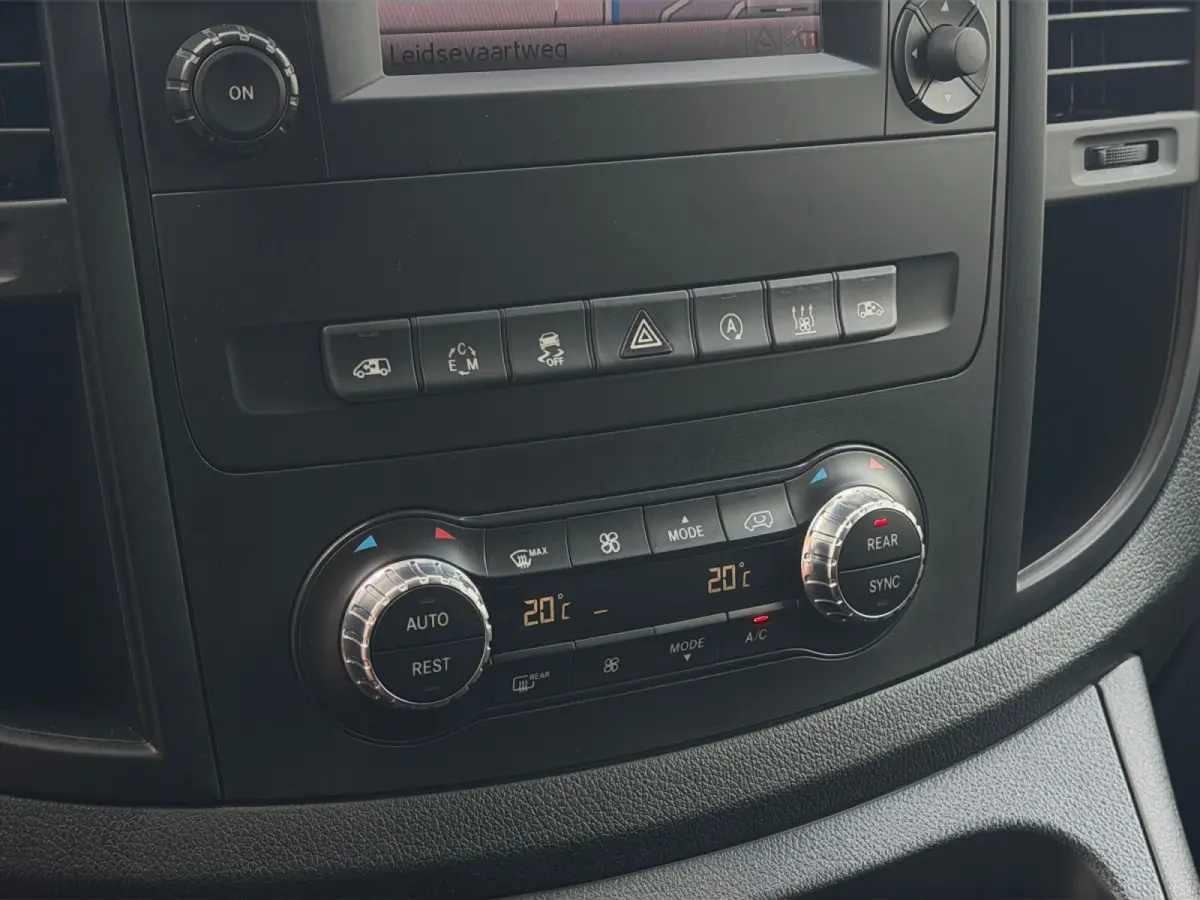 114 CDI AMG Dubbel Cabine Aut- Standkachel, 2x Elek Schuifdeur, Led Matrix, Camera
