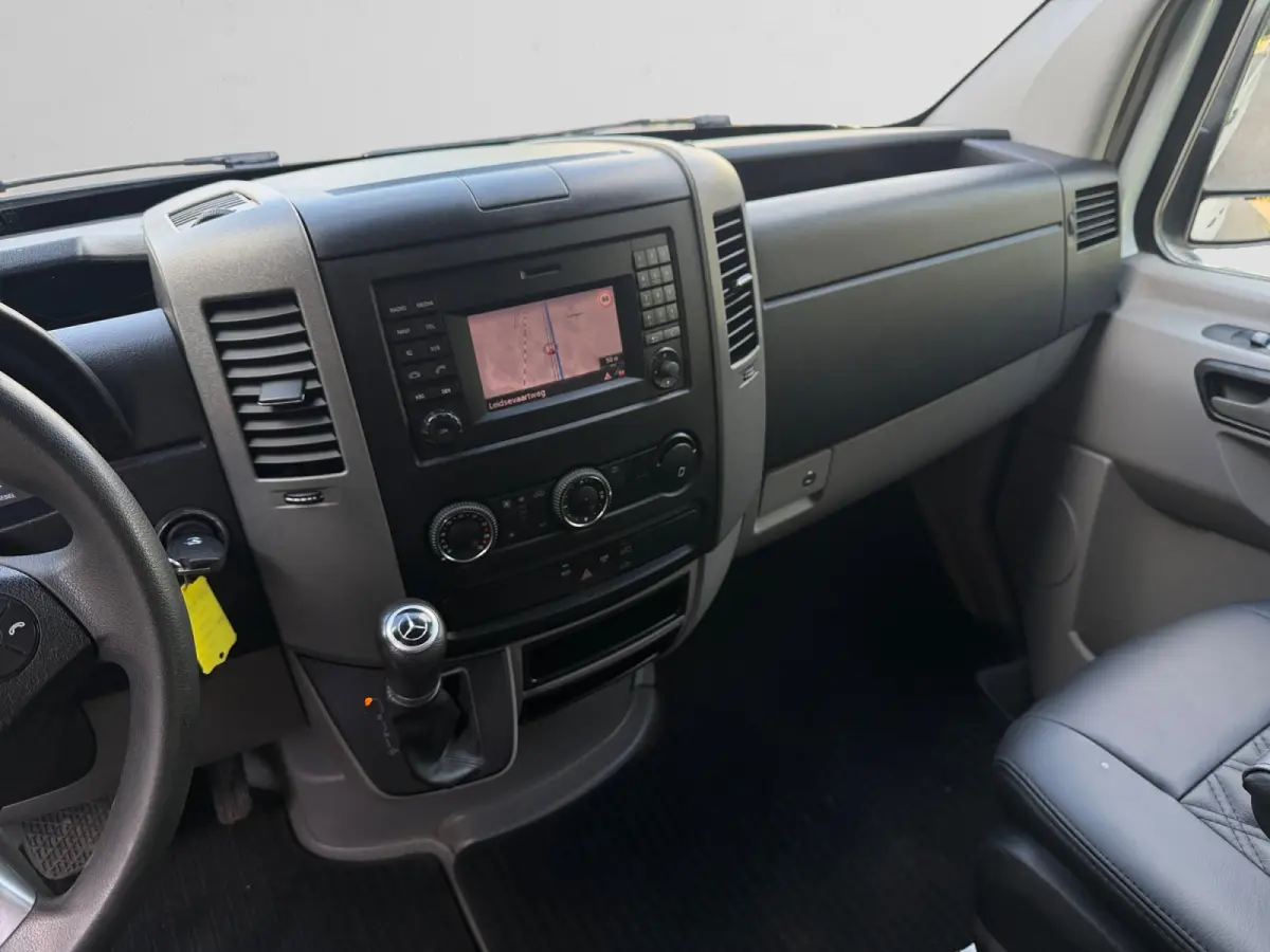 316 2.2 CDI 366 HD Dubbel Cabine Aut- 5 Pers, Custom Leder, Imperiaal, Camera, Cruise