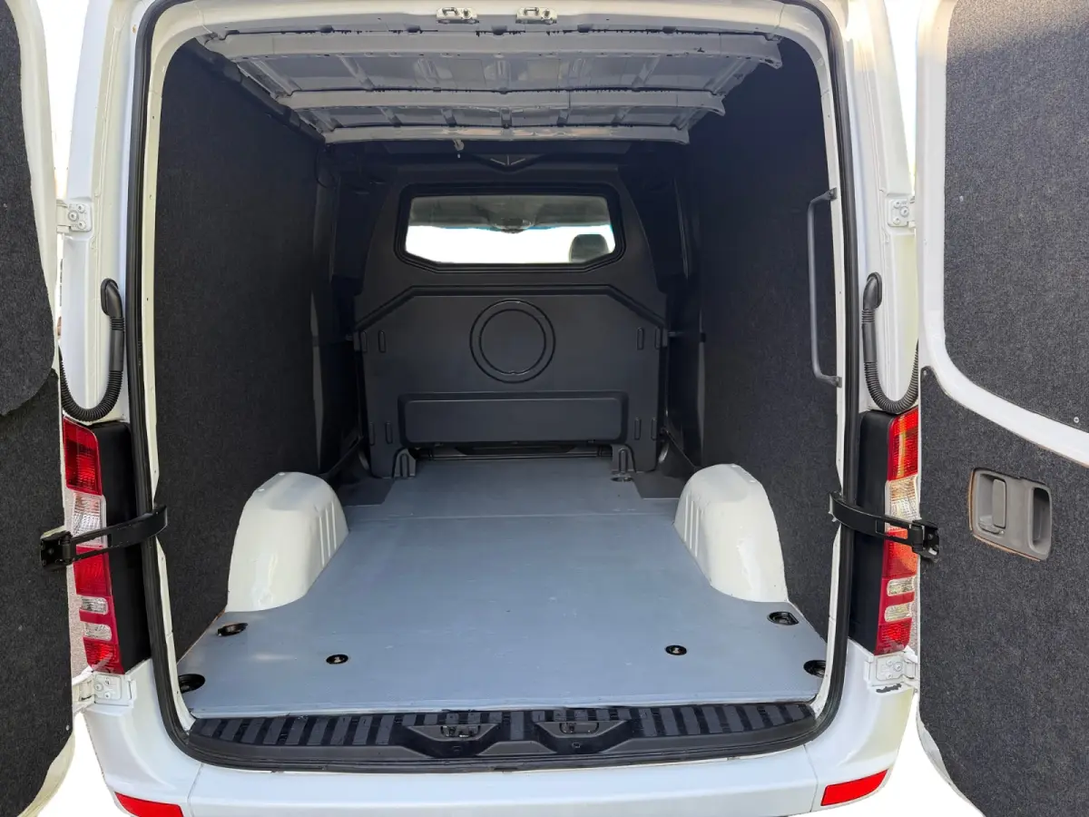 316 2.2 CDI 366 HD Dubbel Cabine Aut- 5 Pers, Custom Leder, Imperiaal, Camera, Cruise